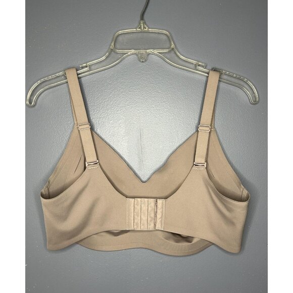 Comfelie Bra Womens Large Beige Wireless Seamless V Adjustable Straps Stretchy - Picture 2 of 6